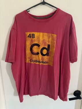 Camp David Classic Crewneck Tee in Raspberry